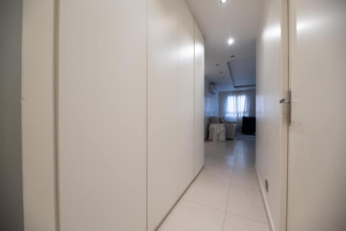 Spacious 3br Canal Saint Martin