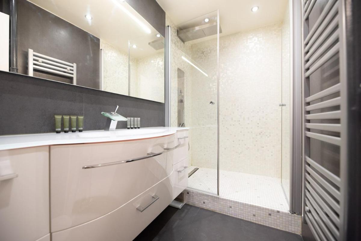 Spacious 3br Canal Saint Martin Appartement